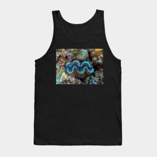 Coral reef and sea clam Tank Top